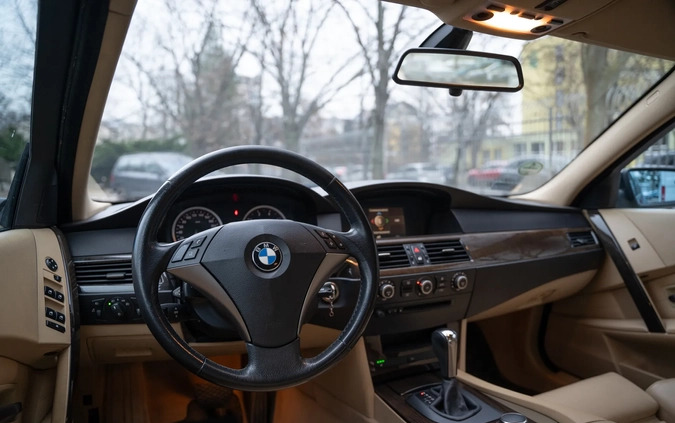 BMW Seria 5 cena 58900 przebieg: 260369, rok produkcji 2006 z Żuromin małe 172